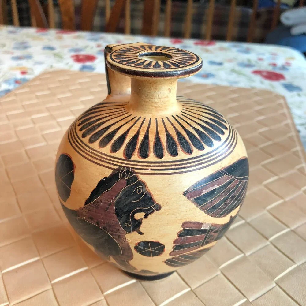 Aribalo Corintio Vase Jar Peruvian Reproduction